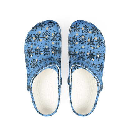 Winter-Themed EVA Foam Clogs, Fun Slippers for Cozy Days, Christmas Gifts, Indoor/Outdoor Shoes, Snowflake Design, Holiday Relaxation