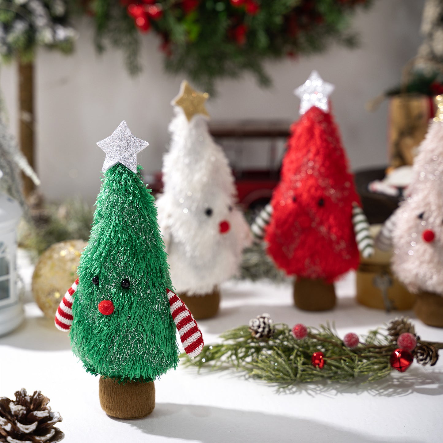 Creative Christmas tree shaped figurine decorations for Christmas