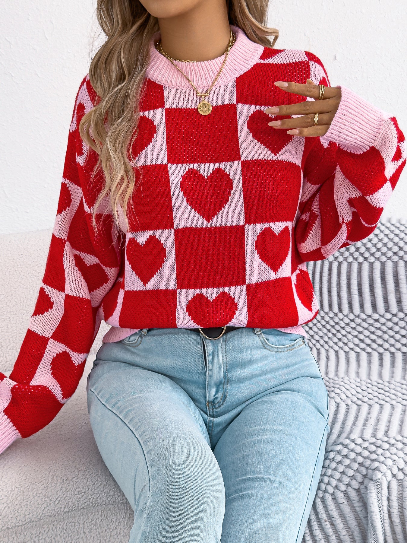 Love grid lantern long sleeved pullover sweater